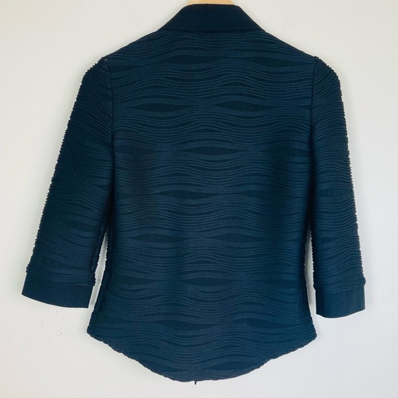 Joseph Ribkoff textured stretch black collared zip front jacket. Size 8. - Picture 4 of 4